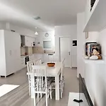 Bay View Apartament Saranda