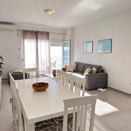 Апартаменты Bay View Саранда