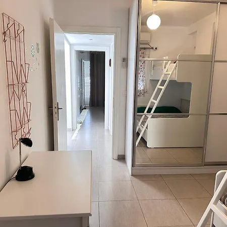 Bay View Апартаменты